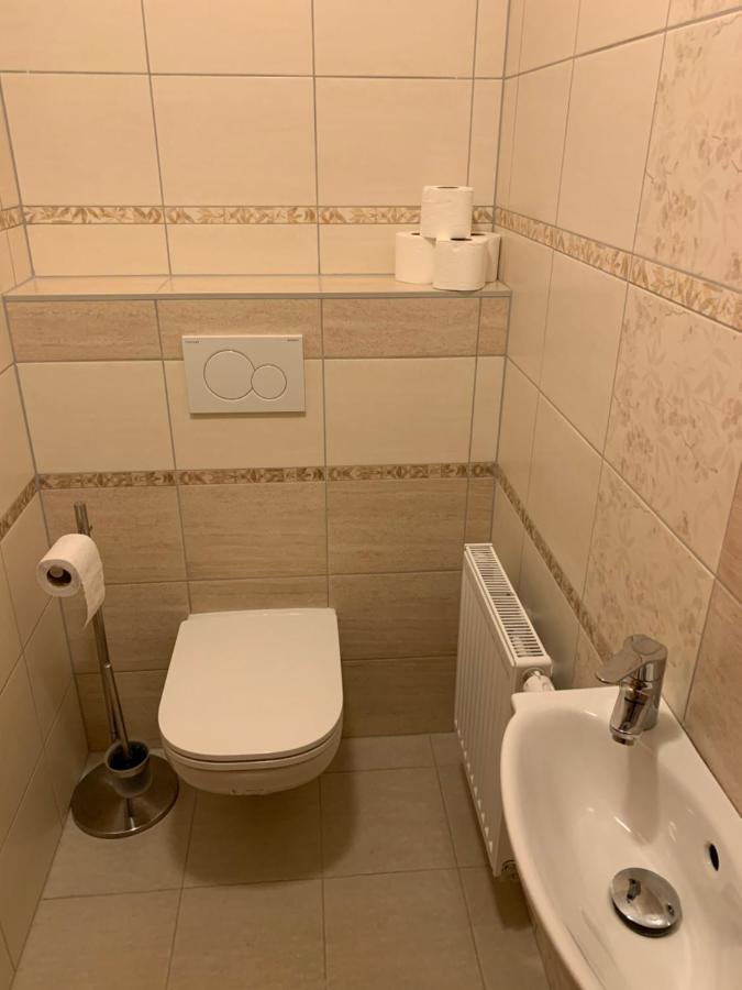 Kasperky 440 Apartment กัชแปร์สแก ฮอรี ภายนอก รูปภาพ