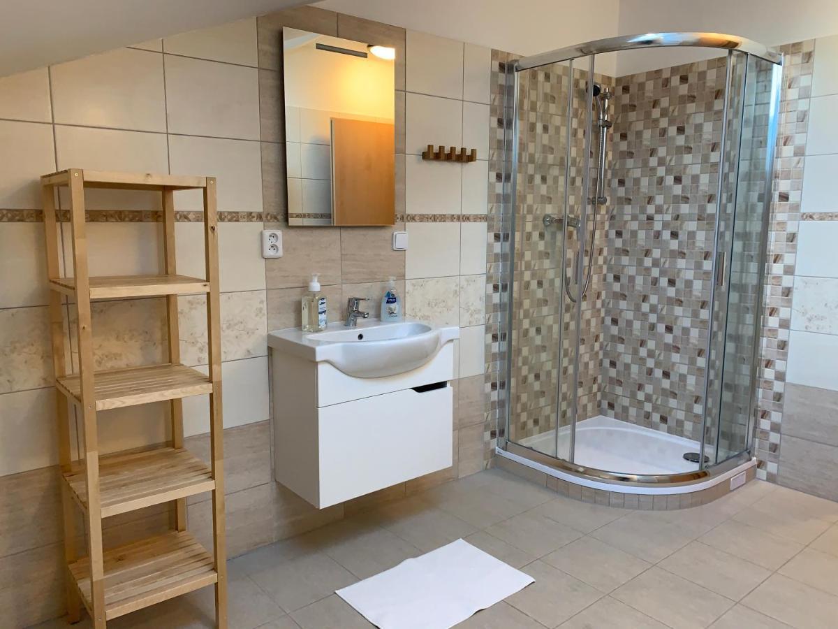 Kasperky 440 Apartment กัชแปร์สแก ฮอรี ภายนอก รูปภาพ